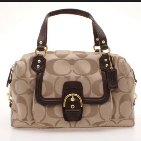 Coach Campbell Brown
Beige Signature Sateen
With Leather Straps - Picture 2 of 13